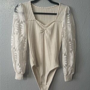 Cream Lace Sleeve Bodysuit
